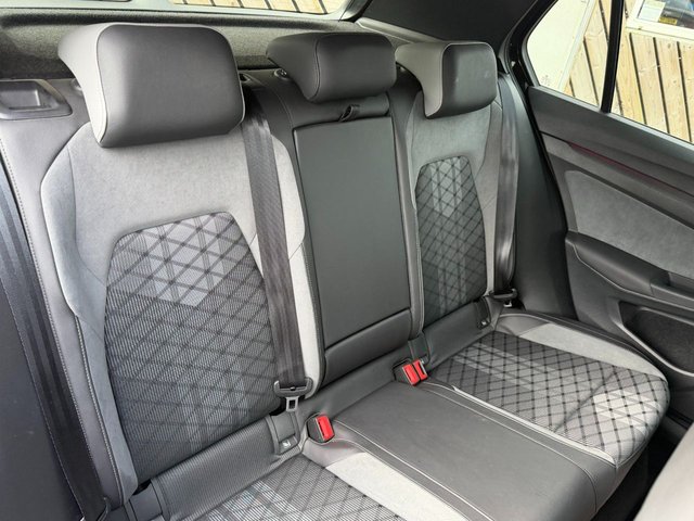 2020 Volkswagen Golf 2L R-Line 5dr - Photo 11