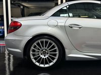 USED 2005 55 MERCEDES-BENZ SLK 5.4 SLK55 AMG Convertible 2dr Petrol 7G-Tronic (288 g/km, 360 bhp) 