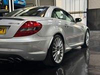 USED 2005 55 MERCEDES-BENZ SLK 5.4 SLK55 AMG Convertible 2dr Petrol 7G-Tronic (288 g/km, 360 bhp) 