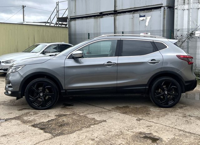 2017 NISSAN QASHQAI 1.5 dCi Tekna+ SUV 5dr Diesel Manual Euro 6 (s/s) (110 ps) - Photo 9