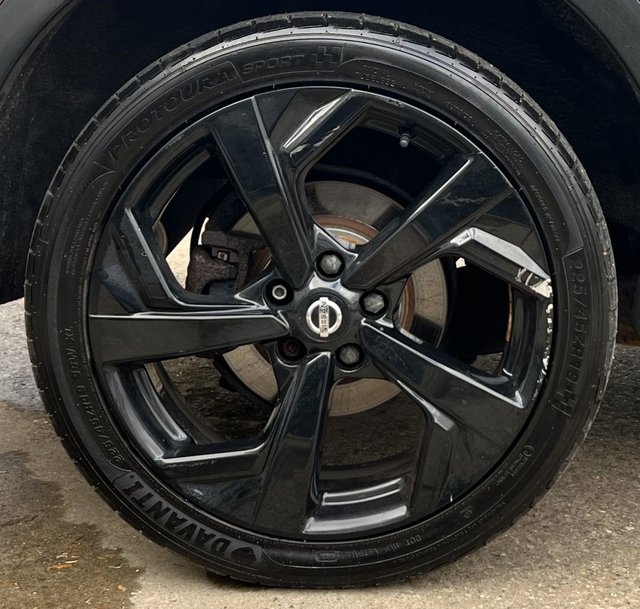 2017 NISSAN QASHQAI 1.5 dCi Tekna+ SUV 5dr Diesel Manual Euro 6 (s/s) (110 ps) - Photo 11