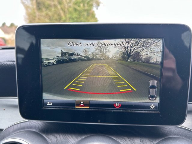 2016 Mercedes-Benz C-CLASS - Photo 12