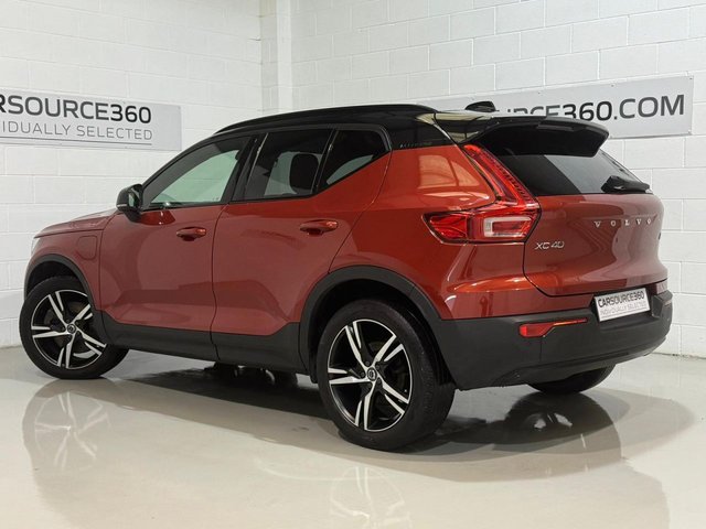2021 VOLVO XC40 2021 1.5h T4 Recharge 10.7kWh R-Design SUV 5dr Petrol Plug-in Hybrid Auto Euro 6 (s/s) (211 ps) - Photo 3