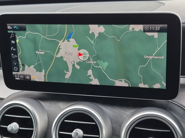 2018 Mercedes-Benz C-Class 1.5L Amg Line 2dr - Photo 4