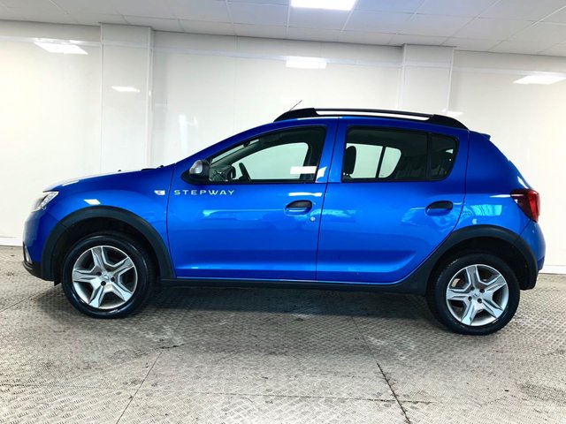 2019 Dacia Sandero Stepway 0.9L Comfort 5dr - Photo 4