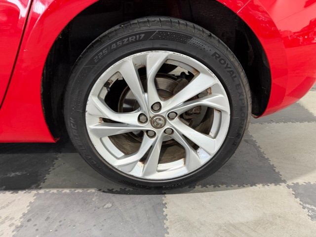 2017 VAUXHALL ASTRA 1.4i Turbo SRi Hatchback 5dr Petrol Manual Euro 6 (150 ps) - Photo 7
