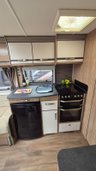 USED COACHMAN VIP 545 Beautiful Caravan - Motor Move