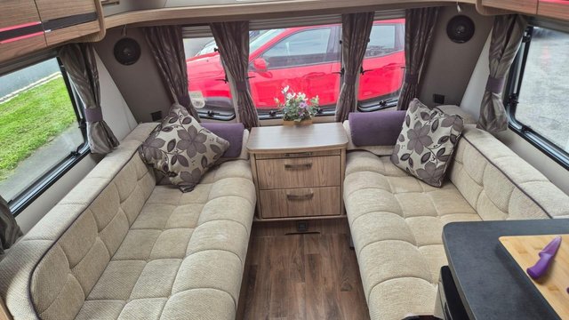View our COACHMAN VIP 545