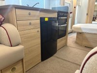 USED ELDDIS SUPREME 554 Transverse island bed, mover