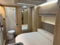 USED ELDDIS SUPREME 554 Transverse island bed, mover