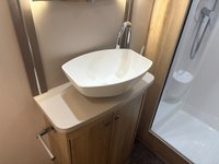 USED ELDDIS SUPREME 554 Transverse island bed, mover