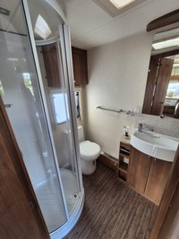 USED ELDDIS AFFINITY 482 Stunning 2 berth