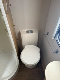 USED COACHMAN FESTIVAL 520 Dealer Special, motor mover