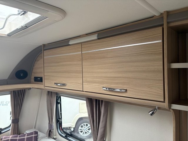 View our COACHMAN FESTIVAL 520