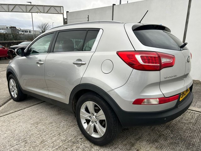 2013 Kia Sportage 1.7L 2 5dr - Photo 3