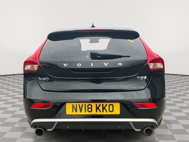 2018 VOLVO V40 - Photo 8