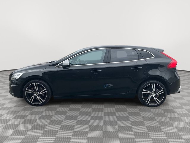 2018 VOLVO V40 - Photo 7