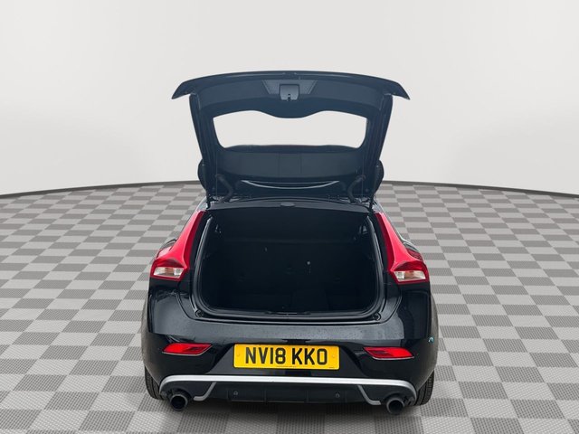 2018 VOLVO V40 - Photo 12