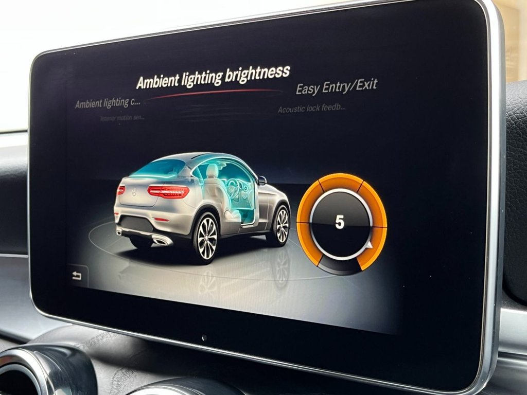 USED 2017 67 MERCEDES-BENZ GLC 3.0 GLC350d V6 AMG Line (Premium Plus) Coupe 5dr Diesel G-Tronic 4MATIC Euro 6 (s/s) (258 ps)