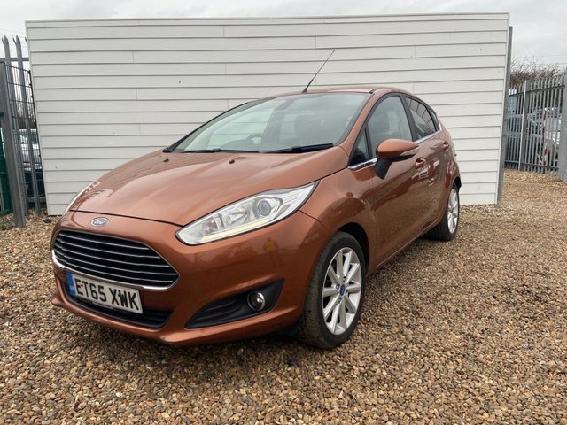 2016 FORD FIESTA 1.0T EcoBoost Titanium Hatchback 5dr Petrol Manual Euro 6 (s/s) (100 ps) - Photo 2
