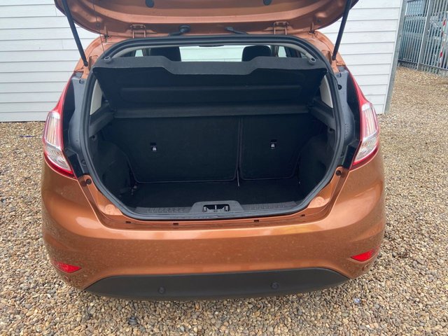 2016 FORD FIESTA 1.0T EcoBoost Titanium Hatchback 5dr Petrol Manual Euro 6 (s/s) (100 ps) - Photo 6