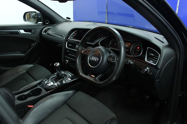 2015 AUDI A4 AVANT - Photo 6