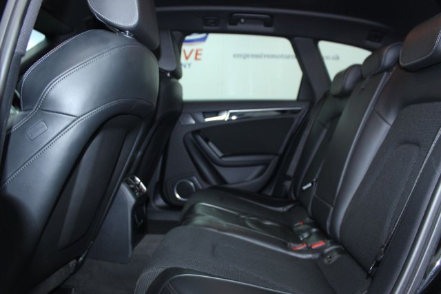 2015 AUDI A4 AVANT - Photo 8