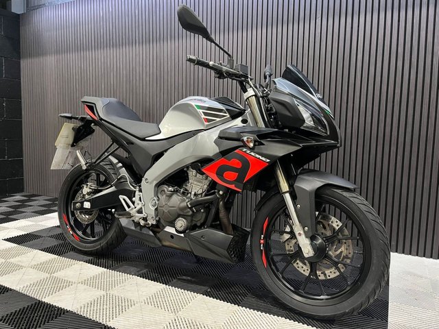 View our APRILIA TUONO 125