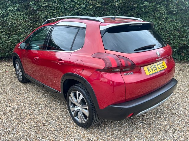 2018 PEUGEOT 2008 - Photo 5