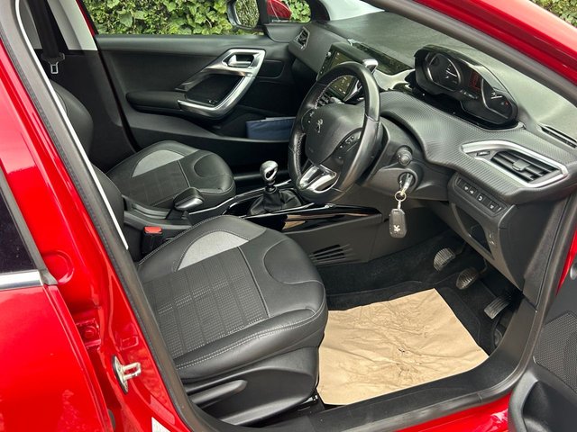 2018 PEUGEOT 2008 - Photo 11