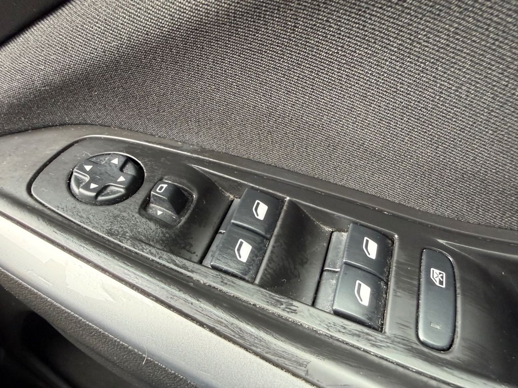 USED 2019 19 VAUXHALL GRANDLAND X 1.2 Turbo GPF SE SUV 5dr Petrol Manual Euro 6 (s/s) (130 ps) RECENT SERVICE AND CAMBELT