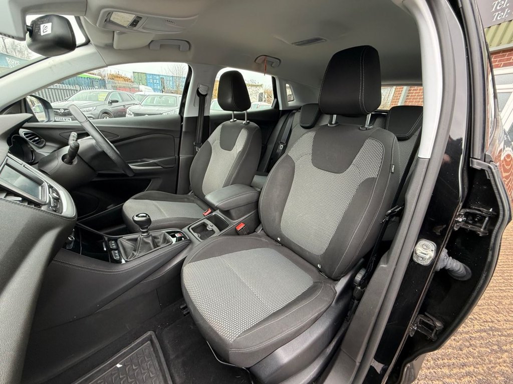 USED 2019 19 VAUXHALL GRANDLAND X 1.2 Turbo GPF SE SUV 5dr Petrol Manual Euro 6 (s/s) (130 ps) RECENT SERVICE AND CAMBELT