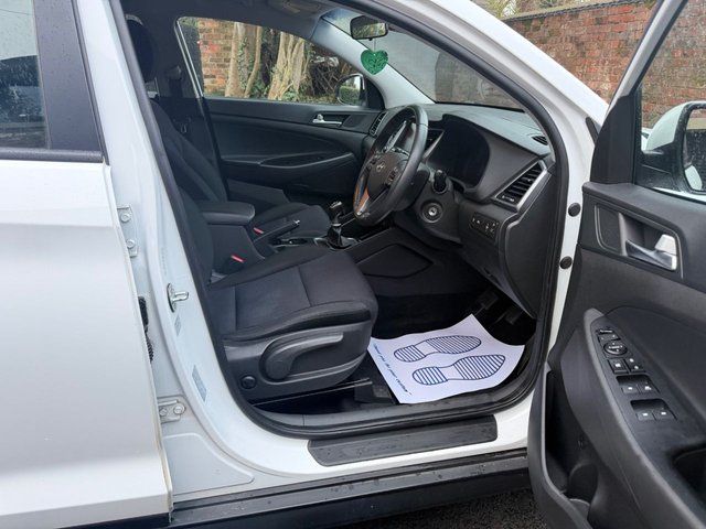 2017 HYUNDAI TUCSON - Photo 11