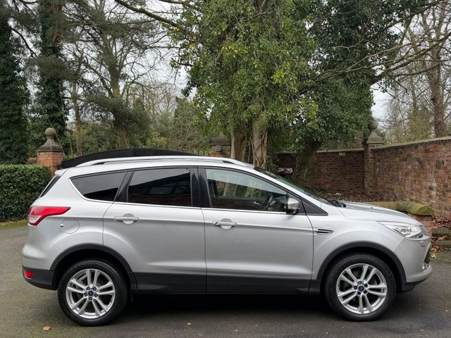 2016 FORD KUGA - Photo 6