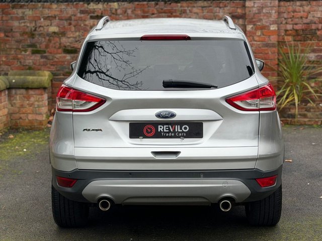 2016 FORD KUGA - Photo 8