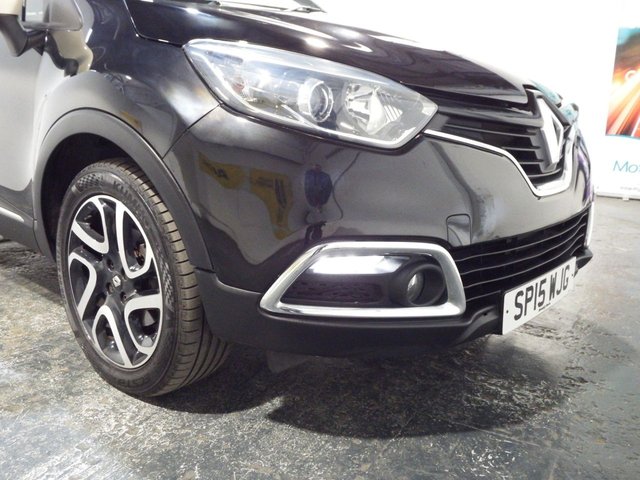 2015 RENAULT CAPTUR - Photo 8