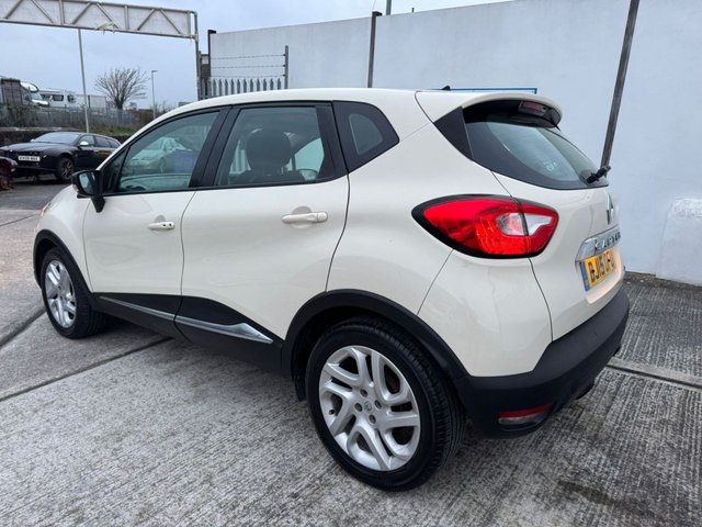 2015 Renault Captur 0.9L Dynamique Medianav 5dr - Photo 3