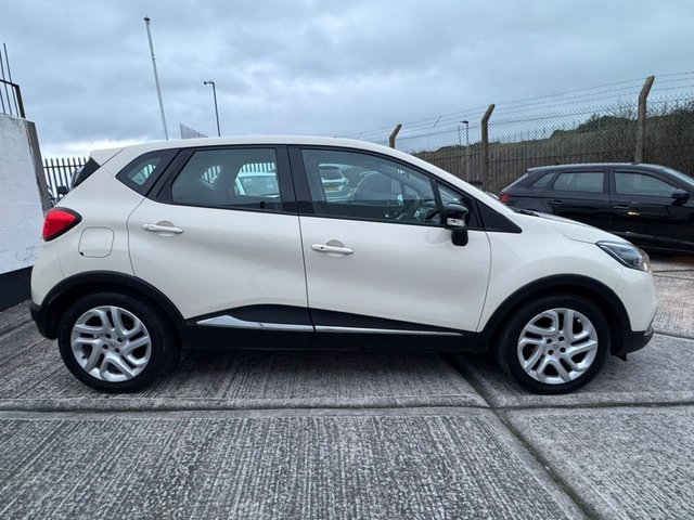 2015 Renault Captur 0.9L Dynamique Medianav 5dr - Photo 12