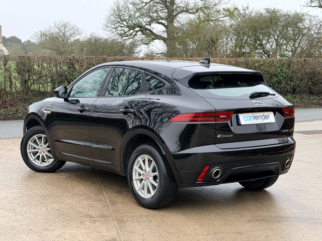 2018 Jaguar E-Pace 2L R-Dynamic 5dr - Photo 7