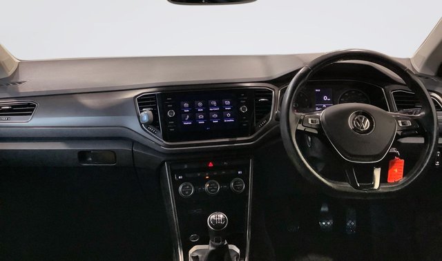 2020 Volkswagen T-Roc 1L Design 5dr - Photo 3