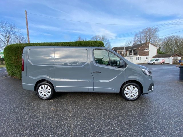 2026 RENAULT TRAFIC - Photo 11