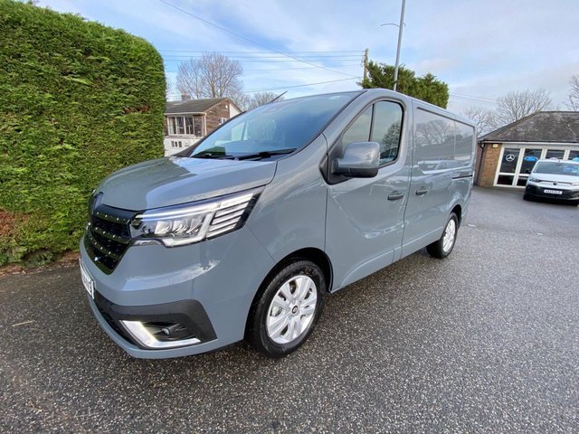 2026 RENAULT TRAFIC - Photo 4