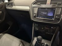 USED 2017 66 VOLKSWAGEN TIGUAN 2.0 TDI BlueMotion Tech SE Navigation SUV 5dr Diesel Manual 4Motion Euro 6 (s/s) (150 ps) APPLE CAR PLAY AND ANDROID AUTO