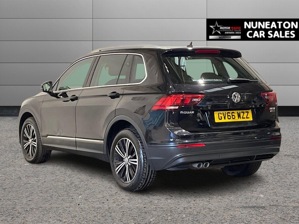 USED 2017 66 VOLKSWAGEN TIGUAN 2.0 TDI BlueMotion Tech SE Navigation SUV 5dr Diesel Manual 4Motion Euro 6 (s/s) (150 ps) APPLE CAR PLAY AND ANDROID AUTO