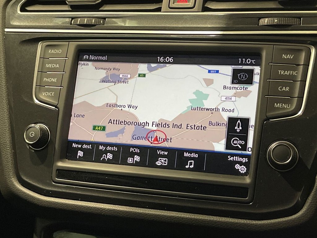 USED 2017 66 VOLKSWAGEN TIGUAN 2.0 TDI BlueMotion Tech SE Navigation SUV 5dr Diesel Manual 4Motion Euro 6 (s/s) (150 ps) APPLE CAR PLAY AND ANDROID AUTO