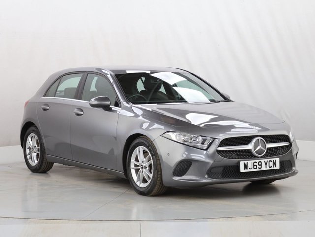 2019 Mercedes-Benz A Class 1.5L Se 5dr - Photo 2