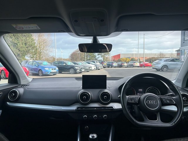 2018 AUDI Q2 - Photo 9