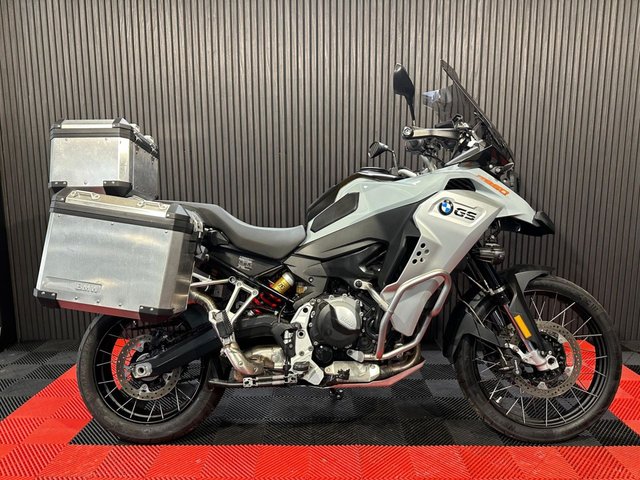View our BMW F 850 GS Adventure