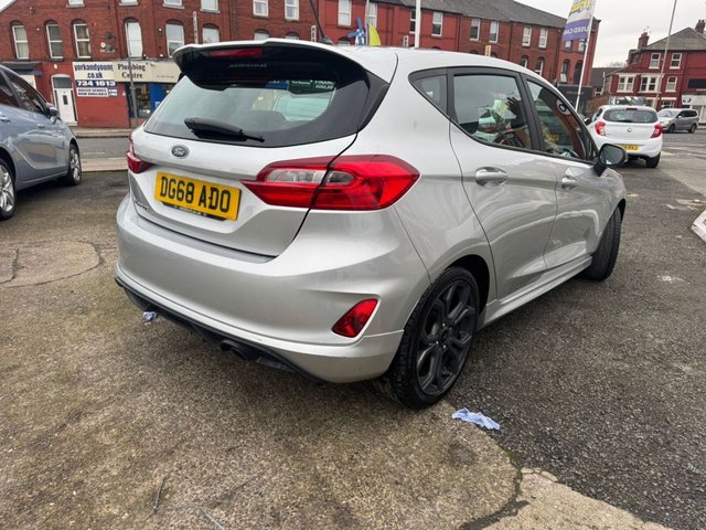 2018 FORD FIESTA - Photo 3