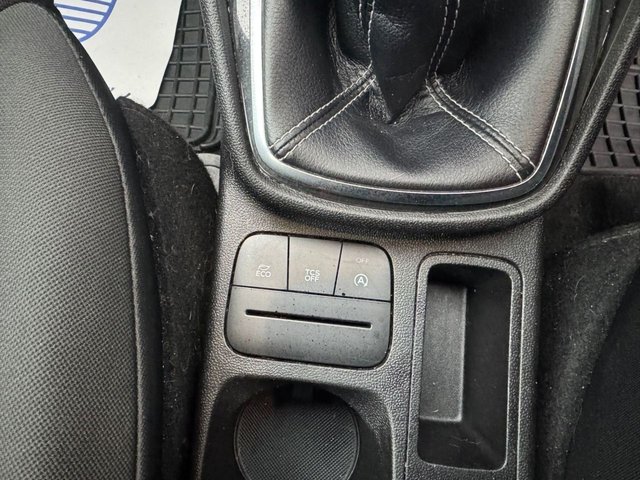 2018 FORD FIESTA - Photo 11